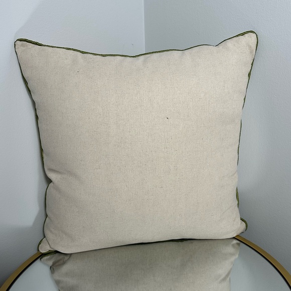 Pier 1 Decorative Embroidered Hummingbird Summer Tropical Throw Pillow - Picture 11 of 13